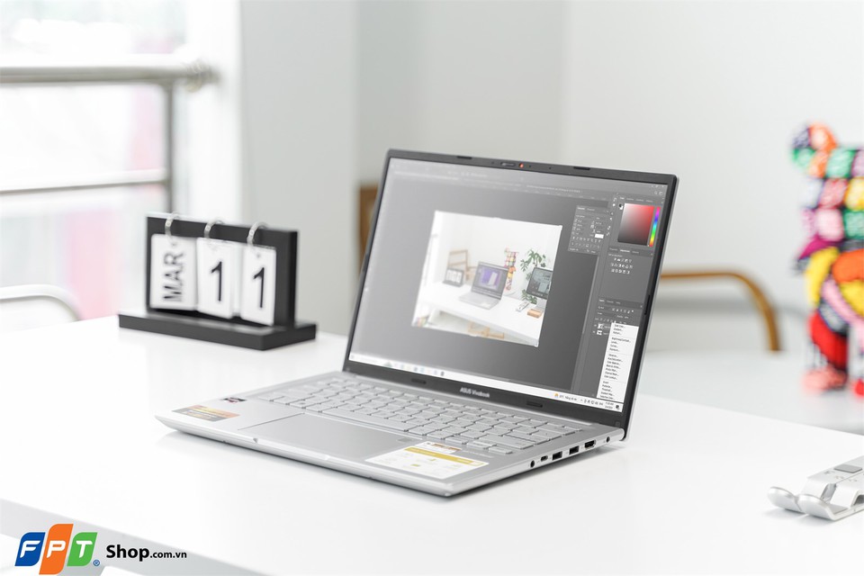 Laptop Asus Vivobook M1403QA-LY022W R5 5600H/8GB/512GB/14"WUXGA/Win 11